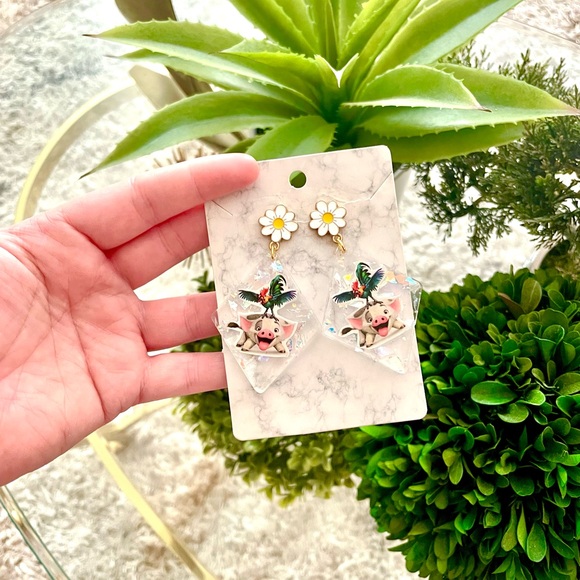 Moana Acrylic Earrings - Picture 4 of 5